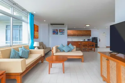 Waterfront Suites Phuket by Centara – Foto’s 9
